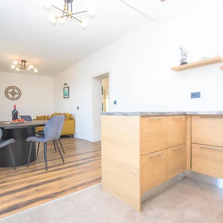 Apartment Capocesto
