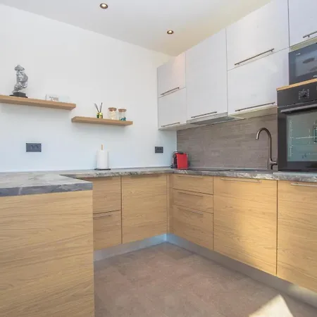 Apartment Capocesto *