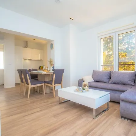 Apartment Capocesto Primosten