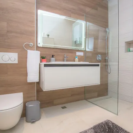 Apartment Capocesto *