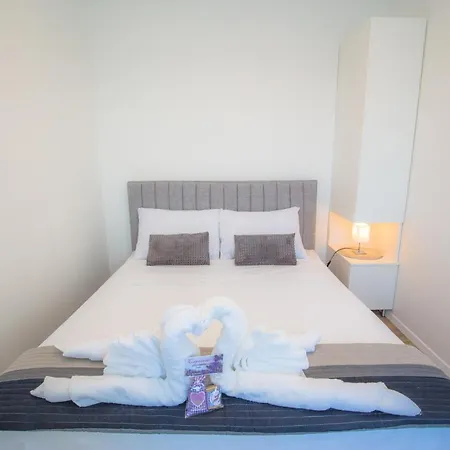 Capocesto Apartment