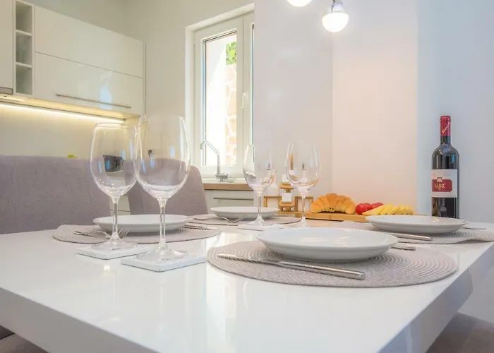 Capocesto Apartman *